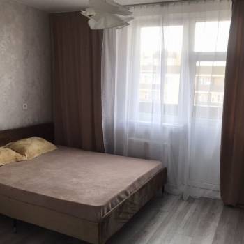 Сдается 1-комнатная квартира, 40 м²