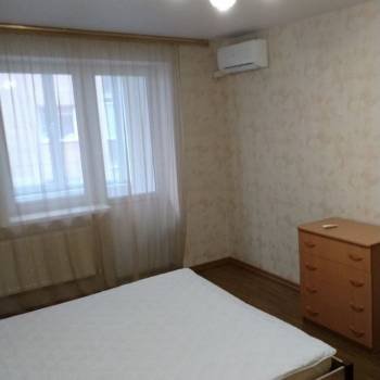 Сдается 1-комнатная квартира, 37 м²