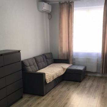 Сдается 1-комнатная квартира, 37 м²