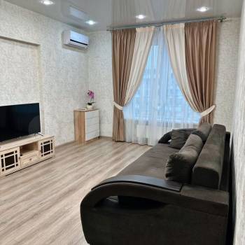 Сдается 2-х комнатная квартира, 70 м²