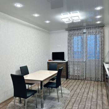 Сдается 2-х комнатная квартира, 70 м²