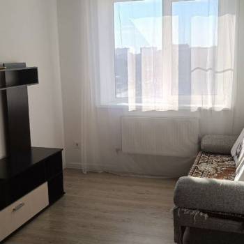 Сдается 1-комнатная квартира, 39 м²