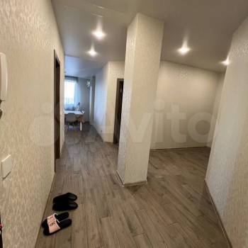 Сдается 2-х комнатная квартира, 90 м²