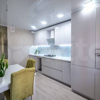 Продается 1-комнатная квартира, 47 м²