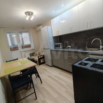 Сдается 2-х комнатная квартира, 65 м²