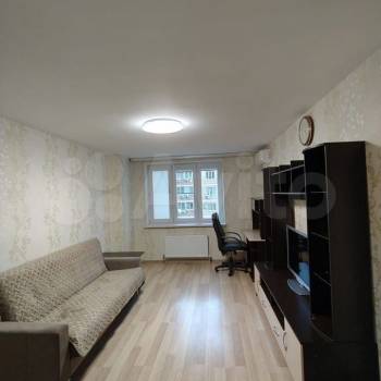 Сдается 2-х комнатная квартира, 65 м²