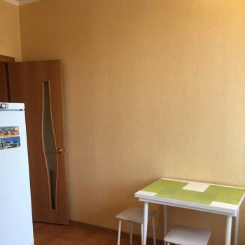 Продается 1-комнатная квартира, 42,1 м²