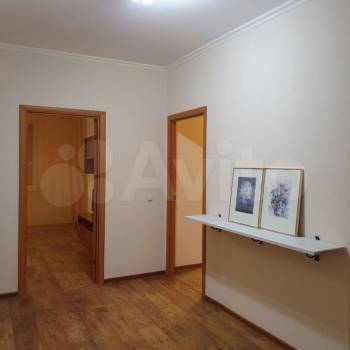 Сдается 2-х комнатная квартира, 76 м²