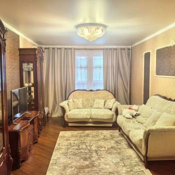 Сдается 2-х комнатная квартира, 65 м²