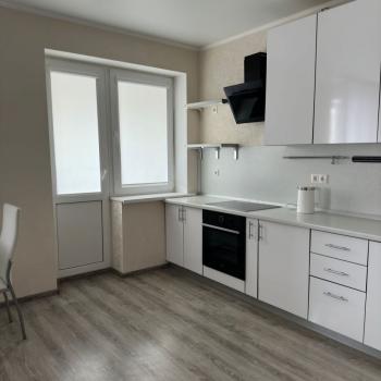 Продается 1-комнатная квартира, 40 м²