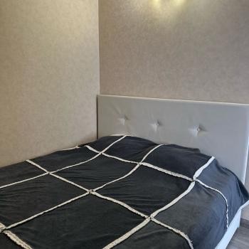 Продается 1-комнатная квартира, 40 м²