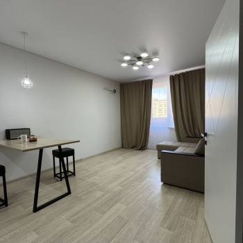 Сдается 1-комнатная квартира, 42 м²