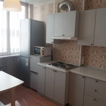 Сдается 1-комнатная квартира, 40 м²