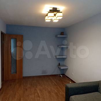 Сдается 1-комнатная квартира, 38 м²