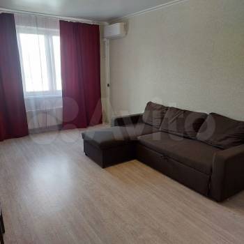 Сдается 1-комнатная квартира, 37,5 м²