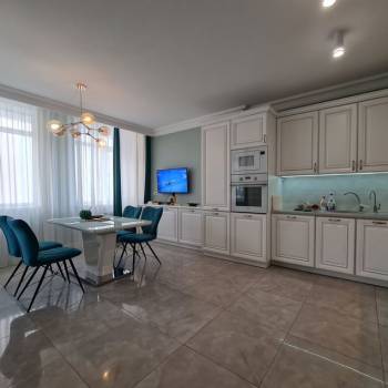 Продается Многокомнатная квартира, 184,5 м²