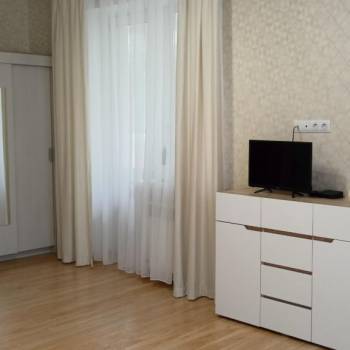 Сдается 1-комнатная квартира, 44 м²