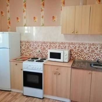 Сдается 1-комнатная квартира, 38 м²