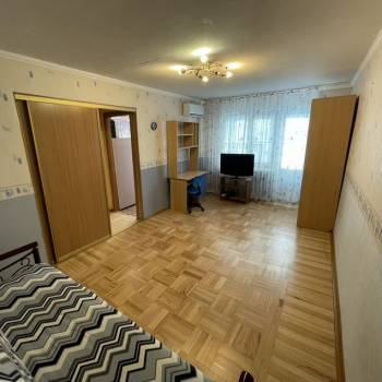 Сдается 1-комнатная квартира, 37 м²