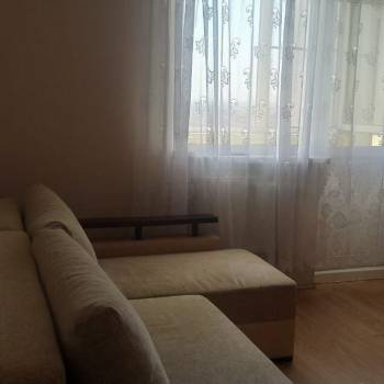 Сдается 1-комнатная квартира, 50 м²