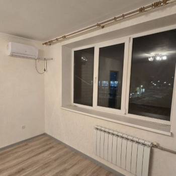 Продается 1-комнатная квартира, 44 м²
