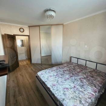 Сдается 2-х комнатная квартира, 60 м²