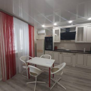 Продается 1-комнатная квартира, 43 м²
