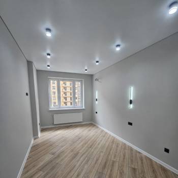 Продается 1-комнатная квартира, 37 м²