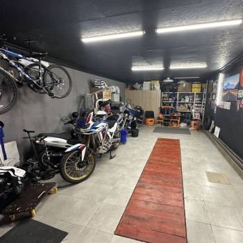 Продается Дом, 240 м²