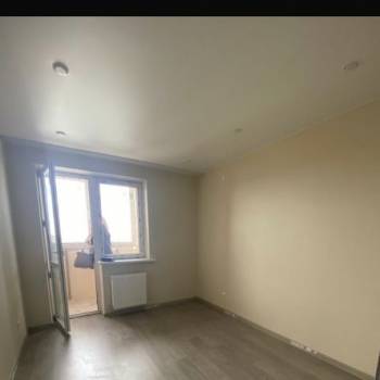 Продается 1-комнатная квартира, 38 м²