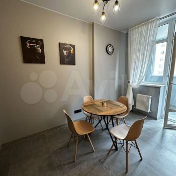 Сдается 1-комнатная квартира, 43 м²