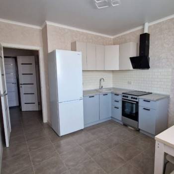 Продается 1-комнатная квартира, 36,9 м²