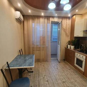 Сдается 1-комнатная квартира, 47 м²
