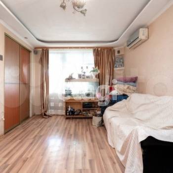 Продается Многокомнатная квартира, 82 м²