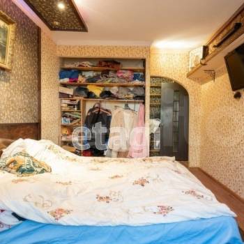 Продается Многокомнатная квартира, 82 м²