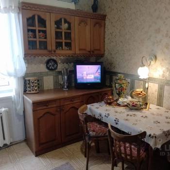 Сдается Многокомнатная квартира, 60 м²