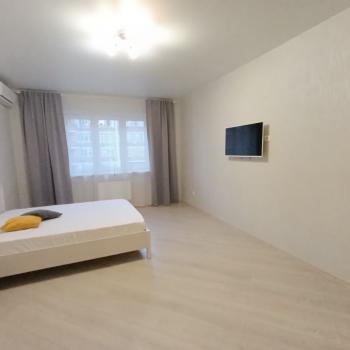 Продается 1-комнатная квартира, 50 м²