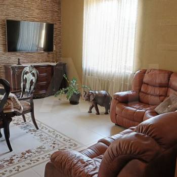 Продается Дом, 360 м²