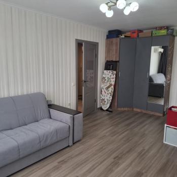 Продается 1-комнатная квартира, 39 м²