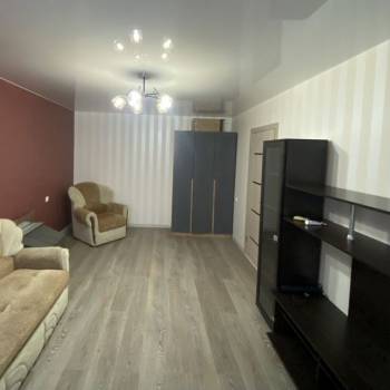 Сдается 2-х комнатная квартира, 65 м²