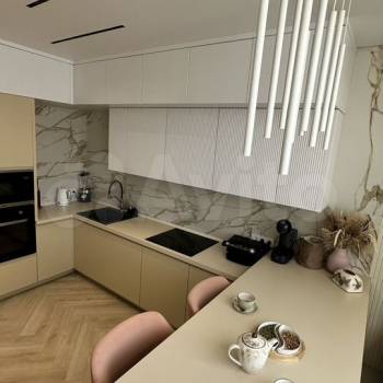 Продается 2-х комнатная квартира, 67 м²
