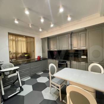 Сдается Многокомнатная квартира, 90 м²