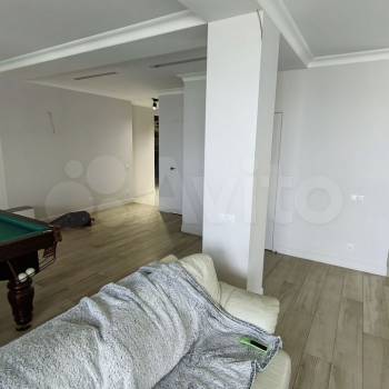 Продается Многокомнатная квартира, 165,2 м²