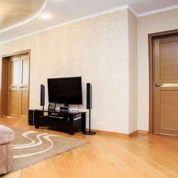 Продается Многокомнатная квартира, 115 м²