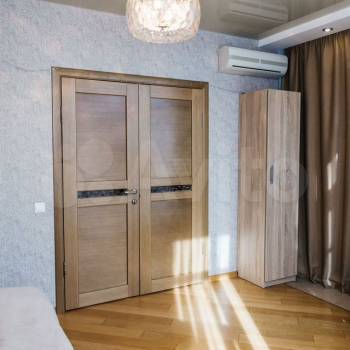 Продается Многокомнатная квартира, 115 м²