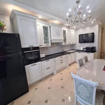 Продается 3-х комнатная квартира, 100 м²