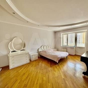 Продается Многокомнатная квартира, 150,3 м²