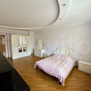 Продается Многокомнатная квартира, 150,3 м²
