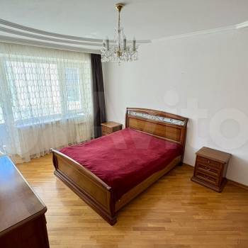 Продается Многокомнатная квартира, 150,3 м²