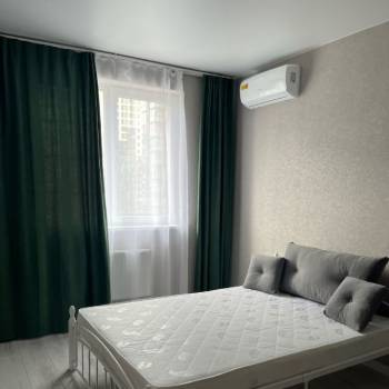 Сдается 1-комнатная квартира, 39 м²